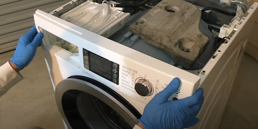 Ремонт стиральных машин Whirlpool в Новошахтинске – сервис от Мастер24, цены от 2083 руб