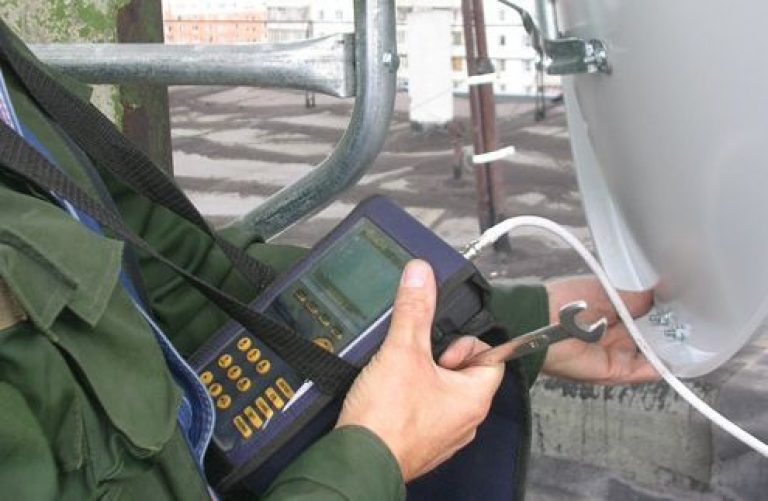 Установка спутниковой антенны в Новошахтинске в октябре